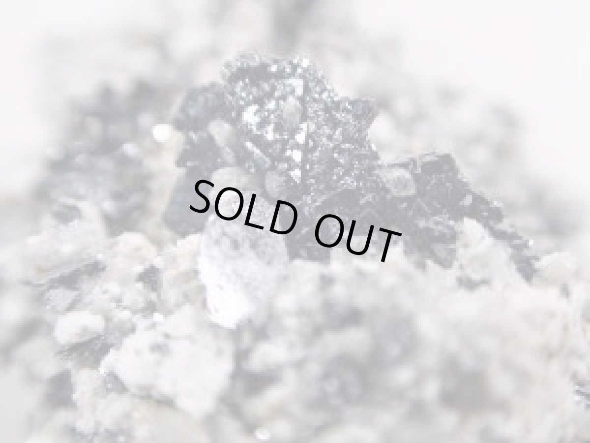 画像1: モロッコ産母岩付ヘマタイト結晶Ａ (1)