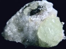画像1: 中国産プレナイト／水晶Ａ (1)