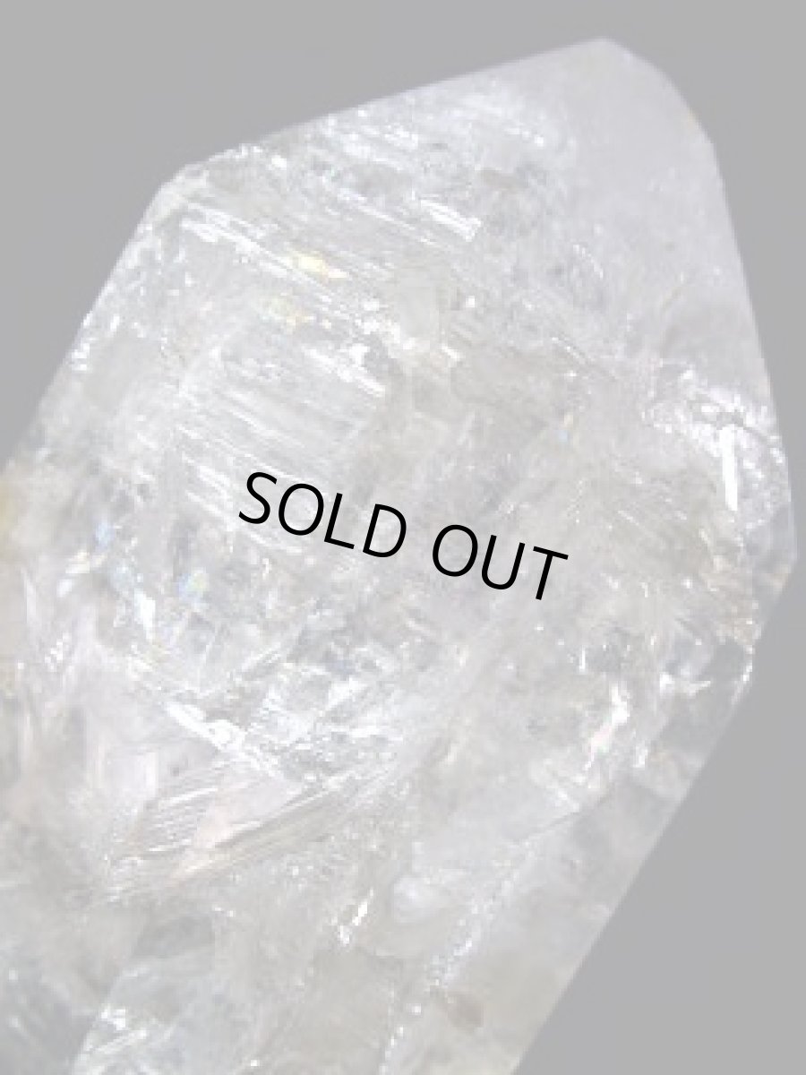 画像4: マダガスカル産水入り水晶磨きポイント大Ｂ (4)