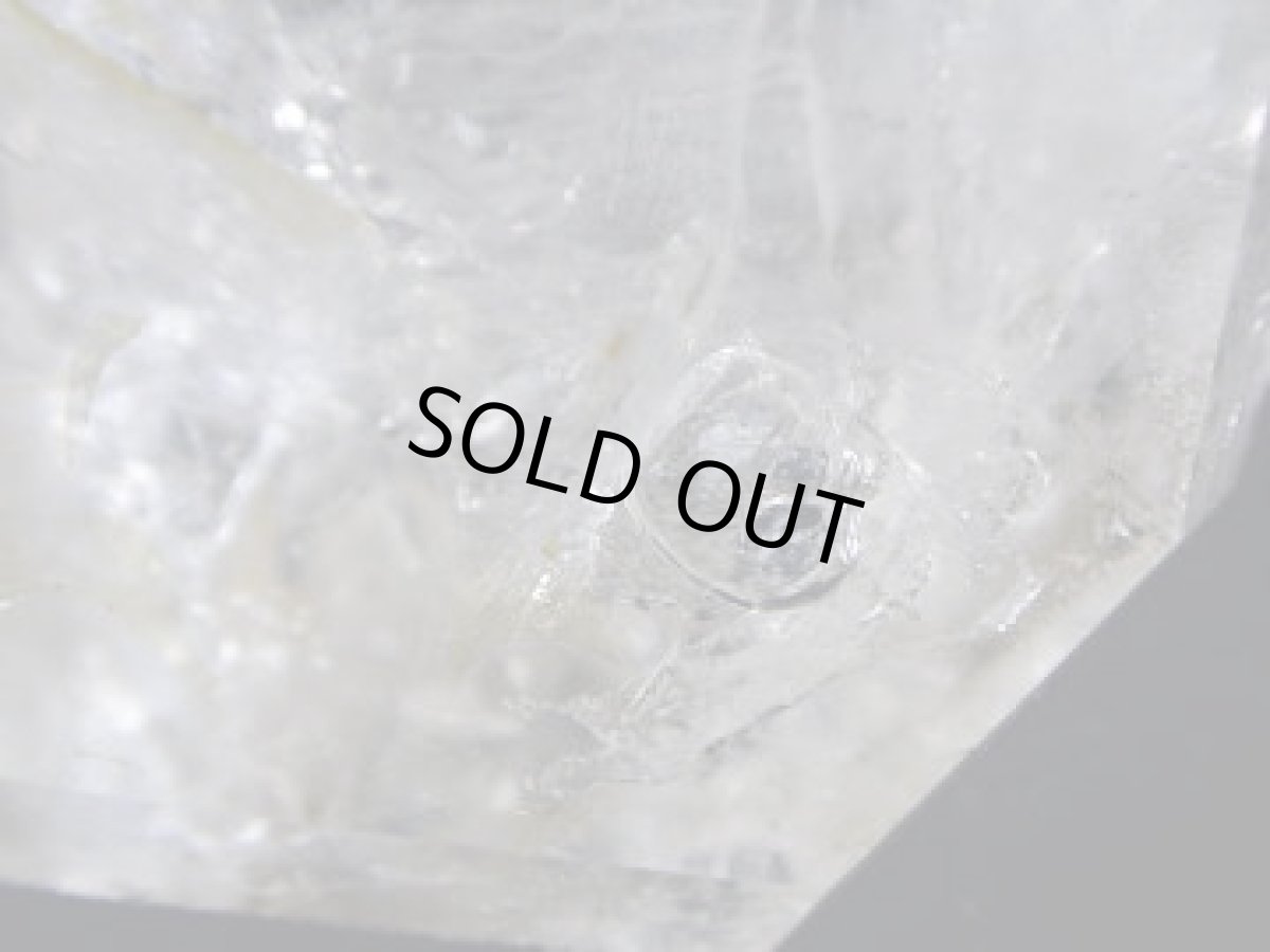 画像5: マダガスカル産水入り水晶磨きポイント大Ｂ (5)