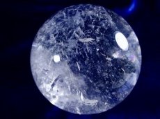 画像5: ブラジル産レインボー水晶球83ミリ (5)