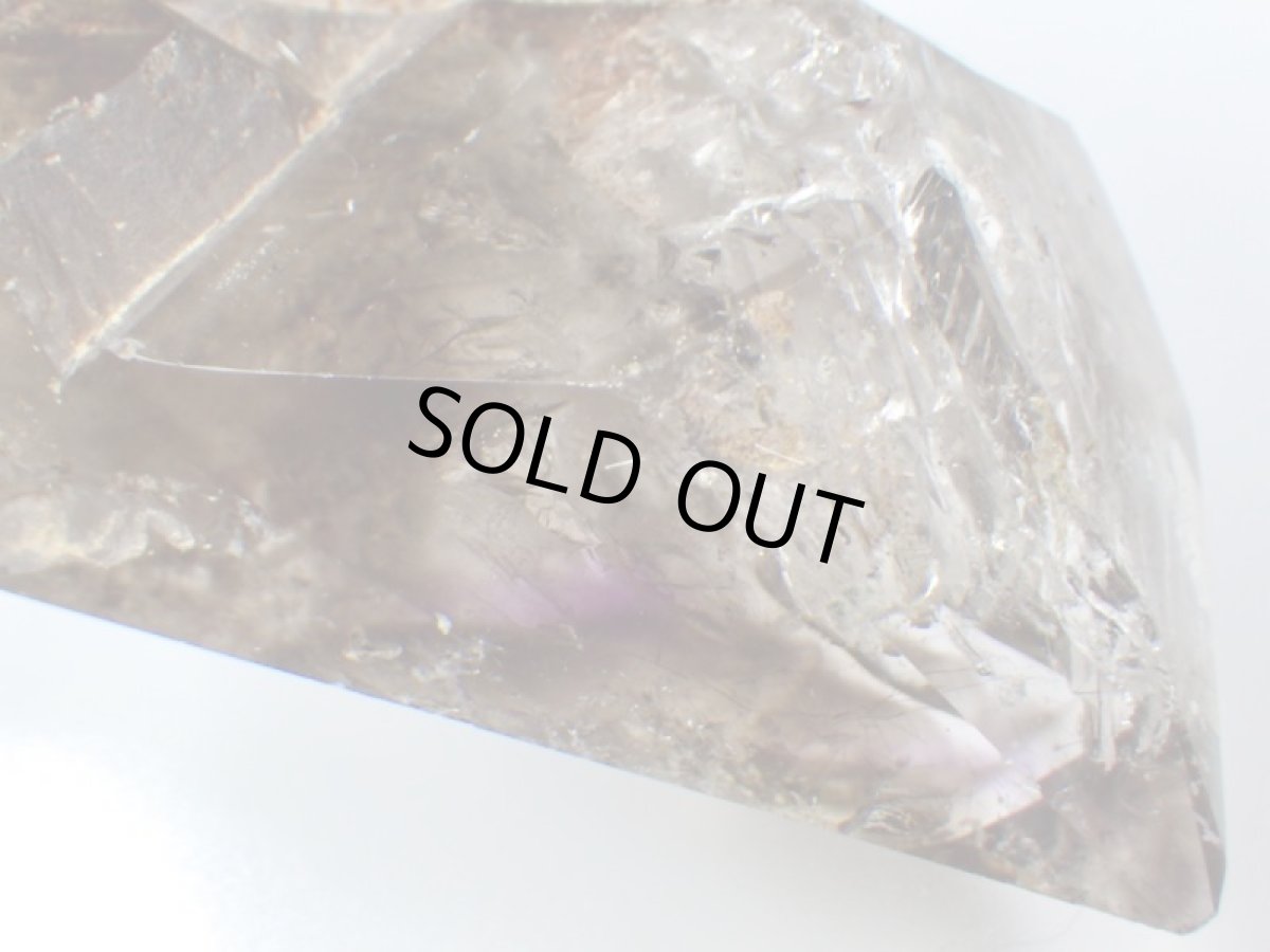 画像3: ブラジル産水入りスモーキーアメジストカテドラル磨き (3)