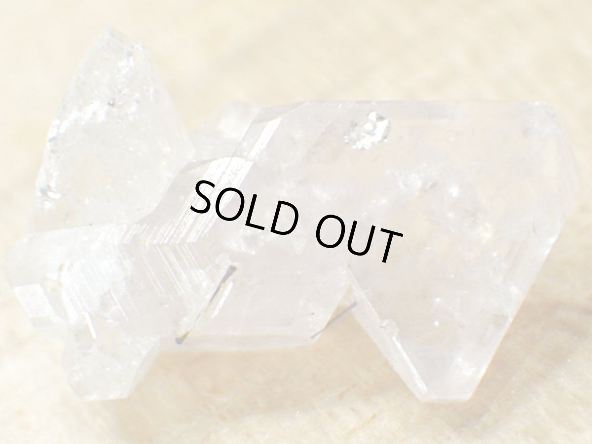 画像3: ブラジル産ピンクフローアパタイトA (3)