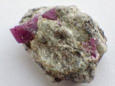 画像3: カレリア産母岩付ルビーＡ (3)
