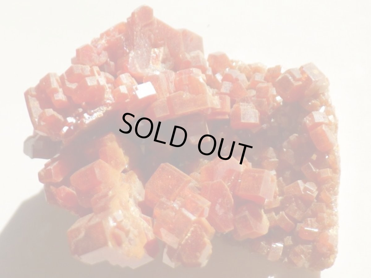 画像2: バナディナイトＧ (2)