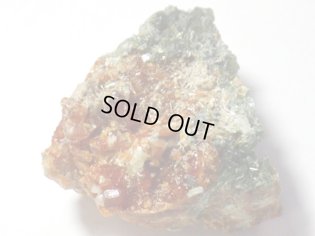 画像2: イタリア産ヘソナイトガーネットＢ (2)