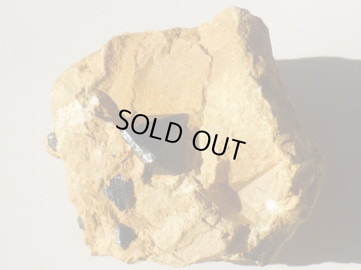 画像2: イタリア産母岩付き黒水晶 (2)