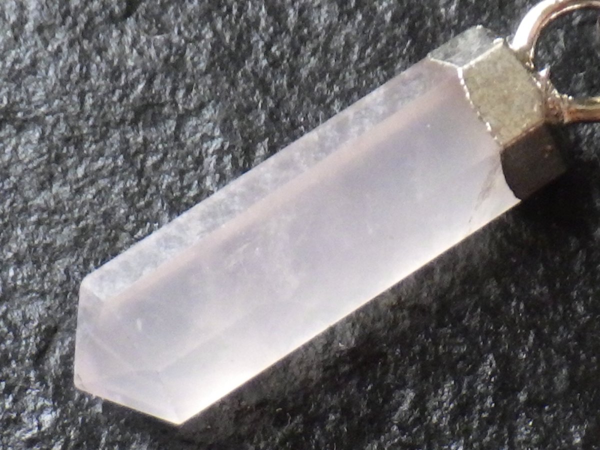 画像3: 925SVいるか紅水晶ペンダント (3)