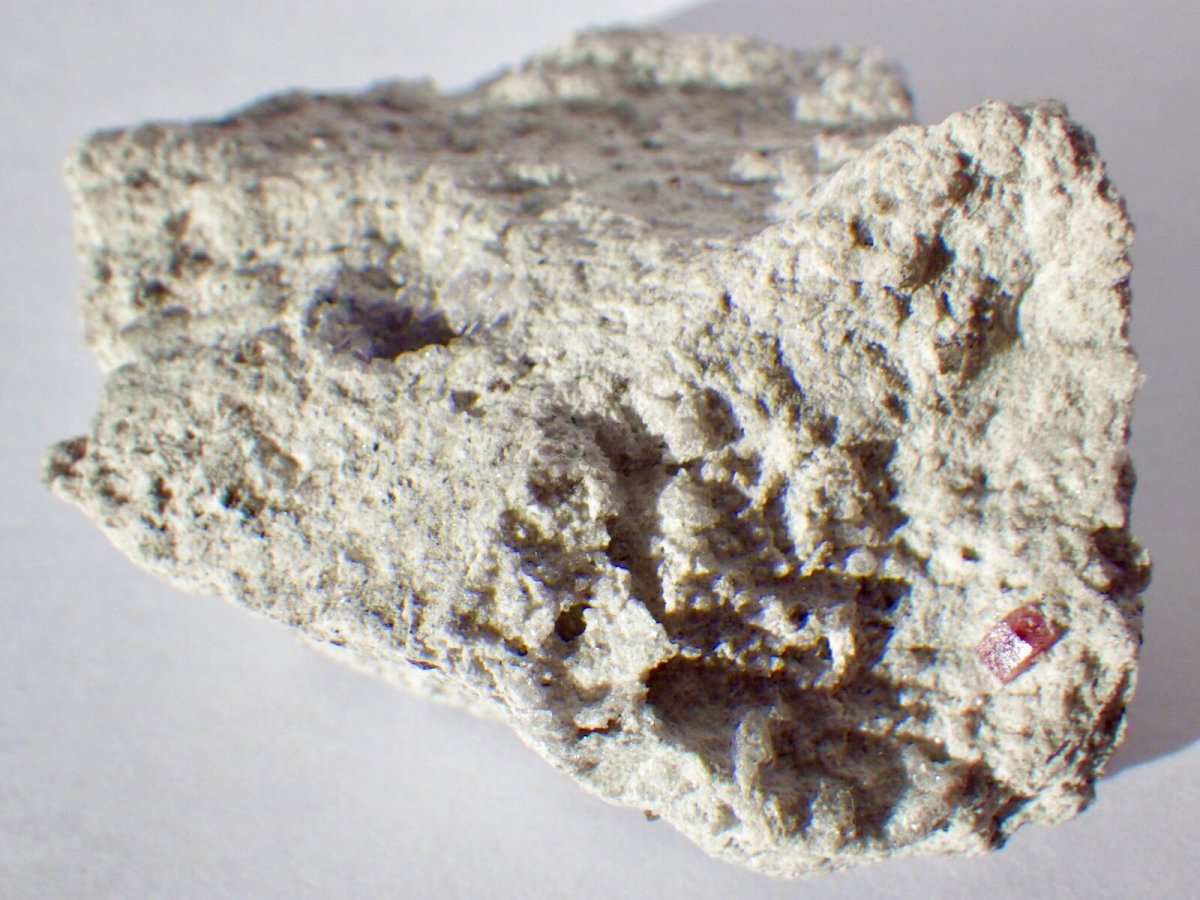 画像2: 母岩付きレッドベリルＡ (2)