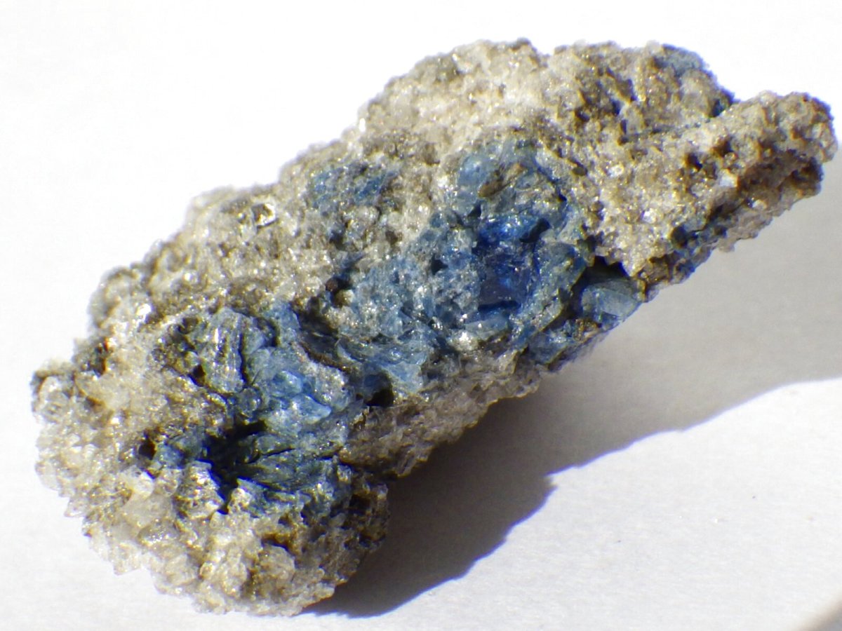 画像3: 母岩付きアウインA (3)