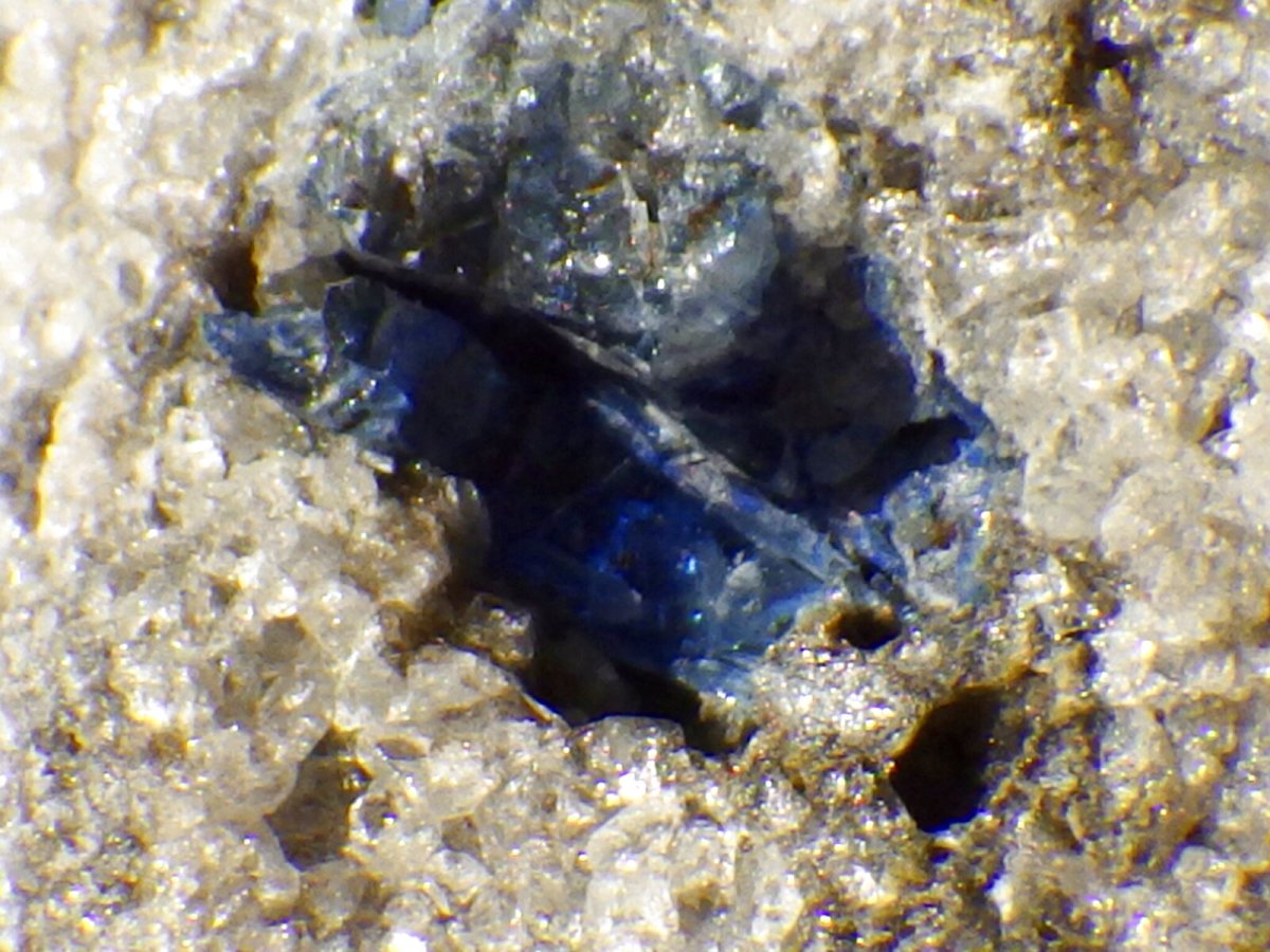 画像3: 母岩付きアウインＣ (3)