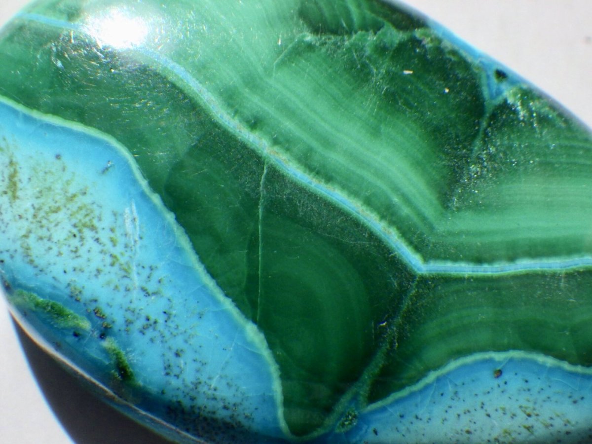 画像2: クリソマラカイトカボＣ　21.7ct (2)