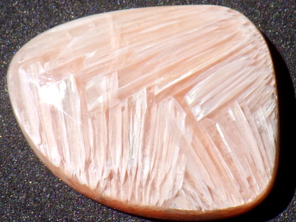 画像1: ピンクスコレサイトカボＤ　17.3ct (1)