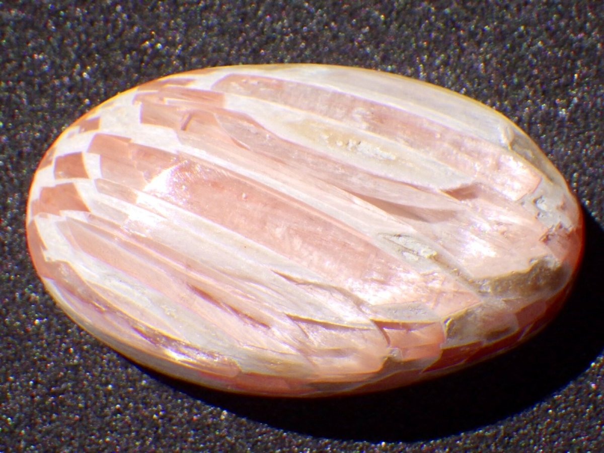 画像1: ピンクスコレサイトカボＢ　12.3ct (1)