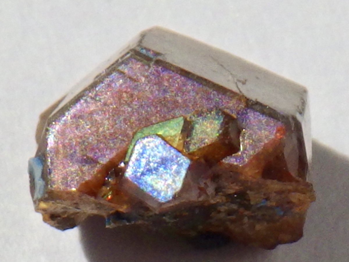 画像3: 天川産レインボーガーネットE (3)