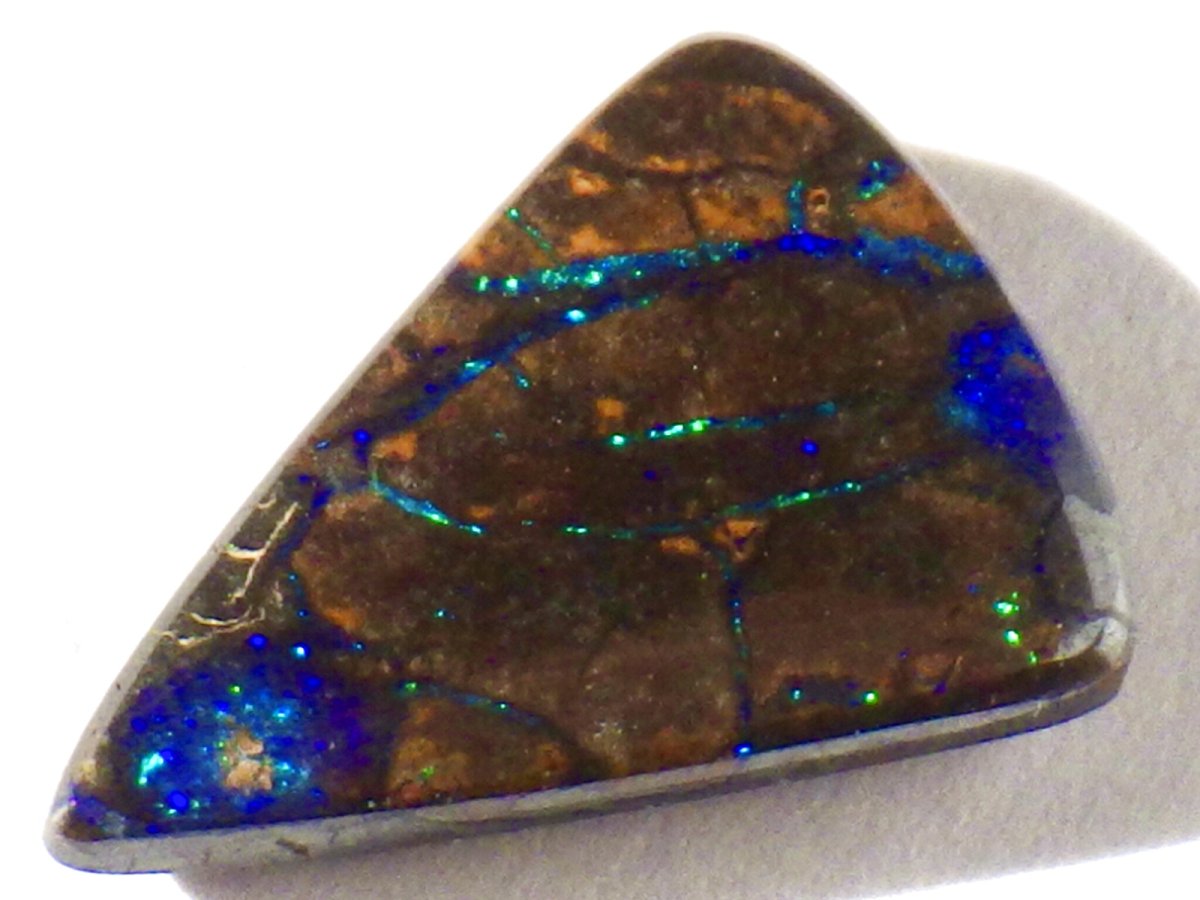 画像1: ナッツオパールカット　4.7ct (1)