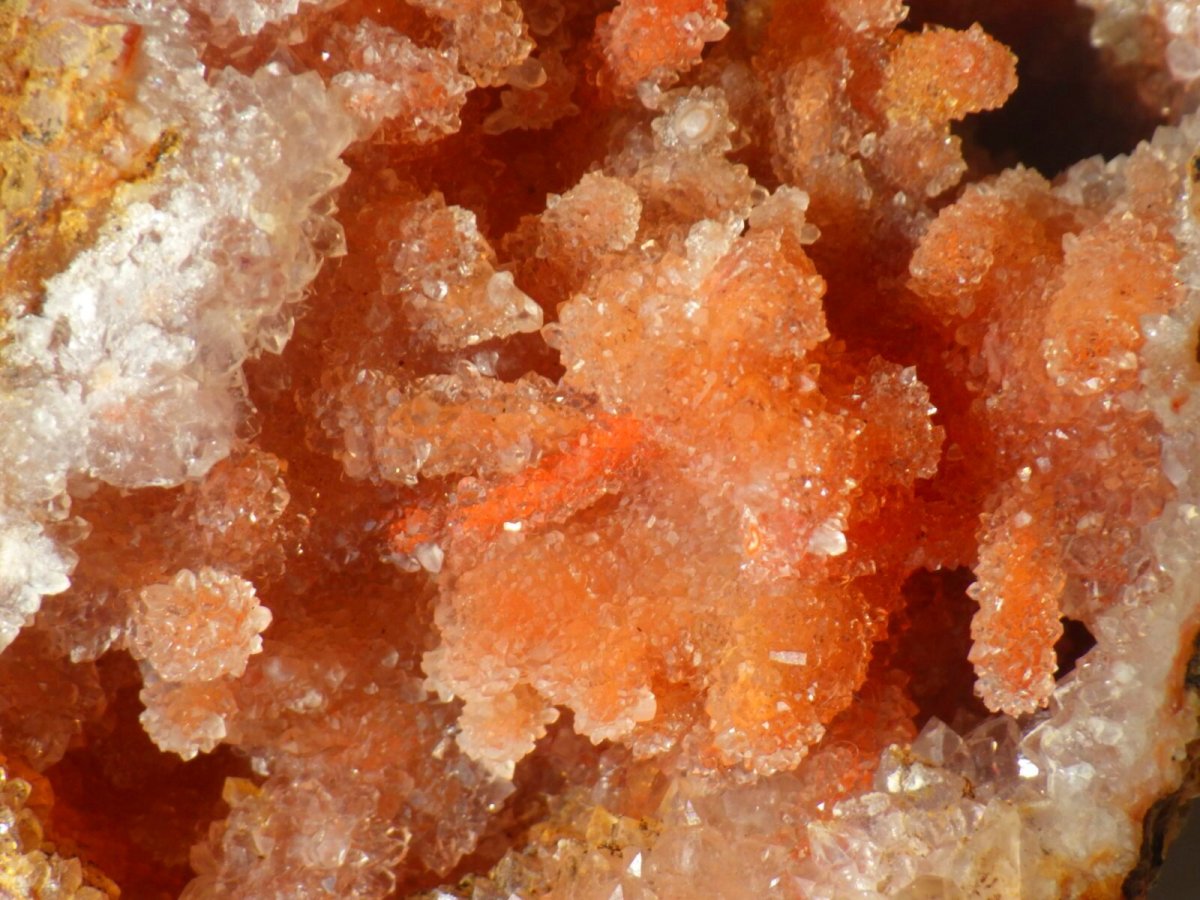 画像2: モロッコ産オレンジクォーツジオードＡ (2)