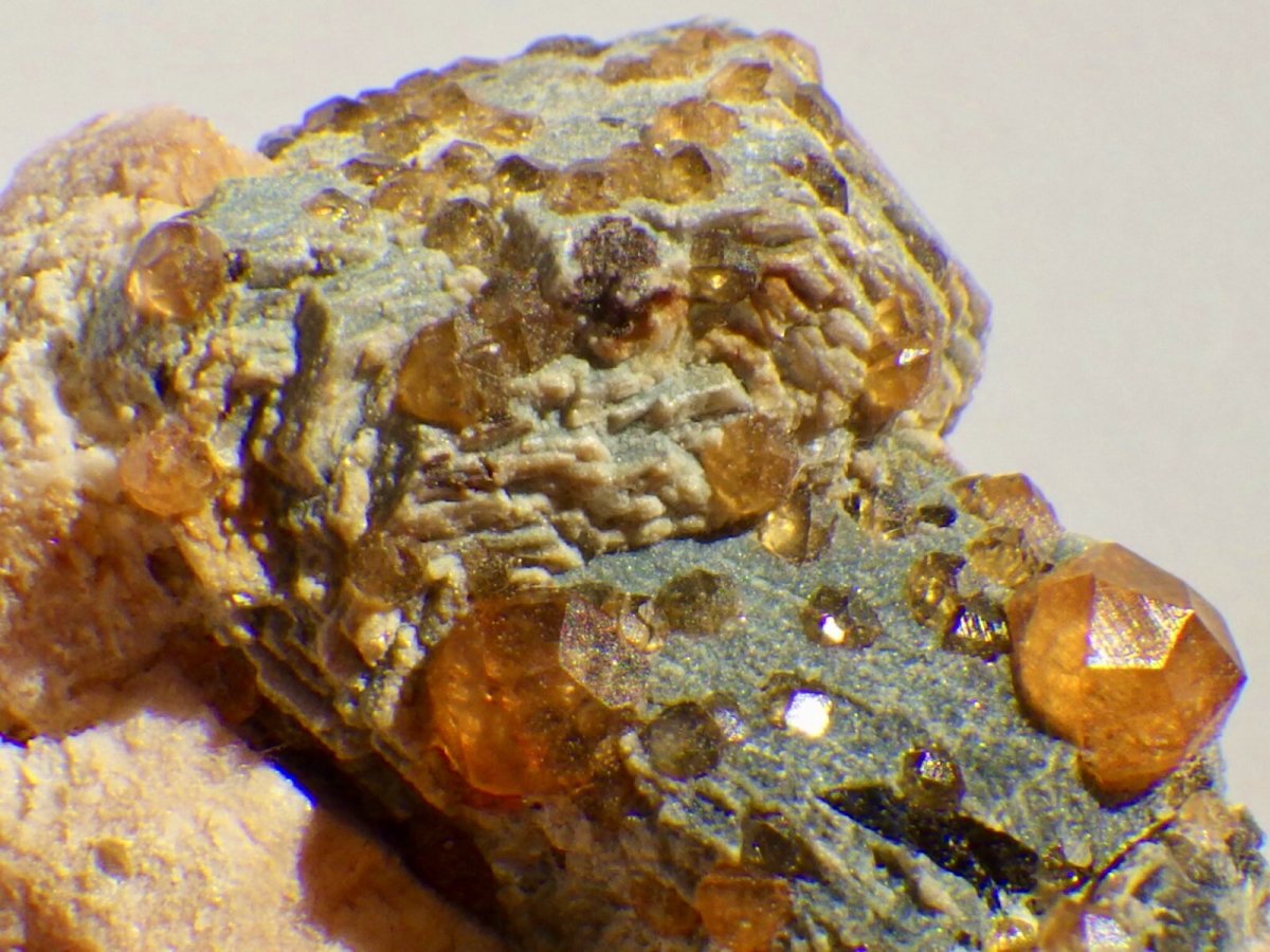 画像2: 中国産スペサルティンガーネットＣ (2)