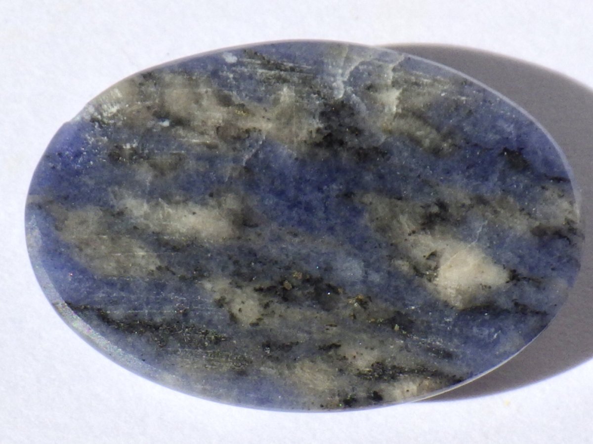 画像3: ロシア産ソーダライトカボＡ　15.2ct (3)