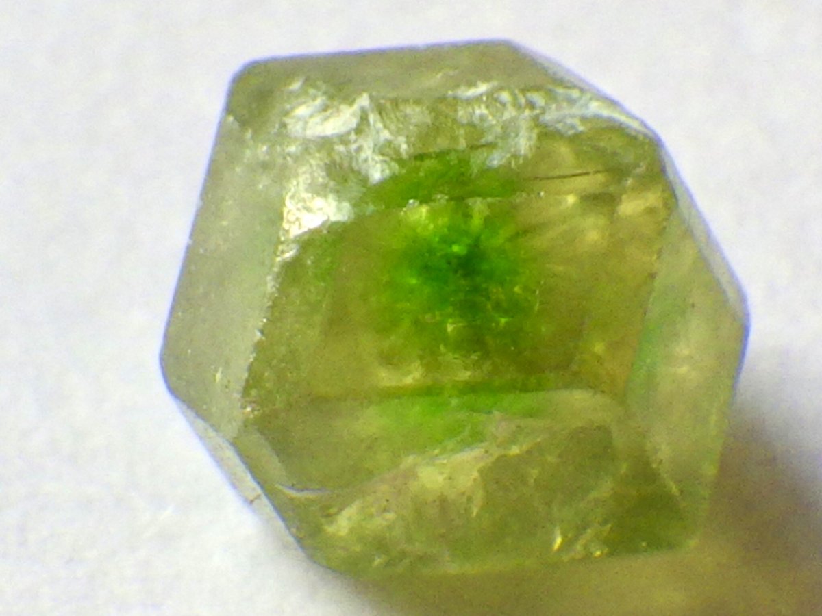 画像1: カナダ産デマントイドガーネットＦ (1)