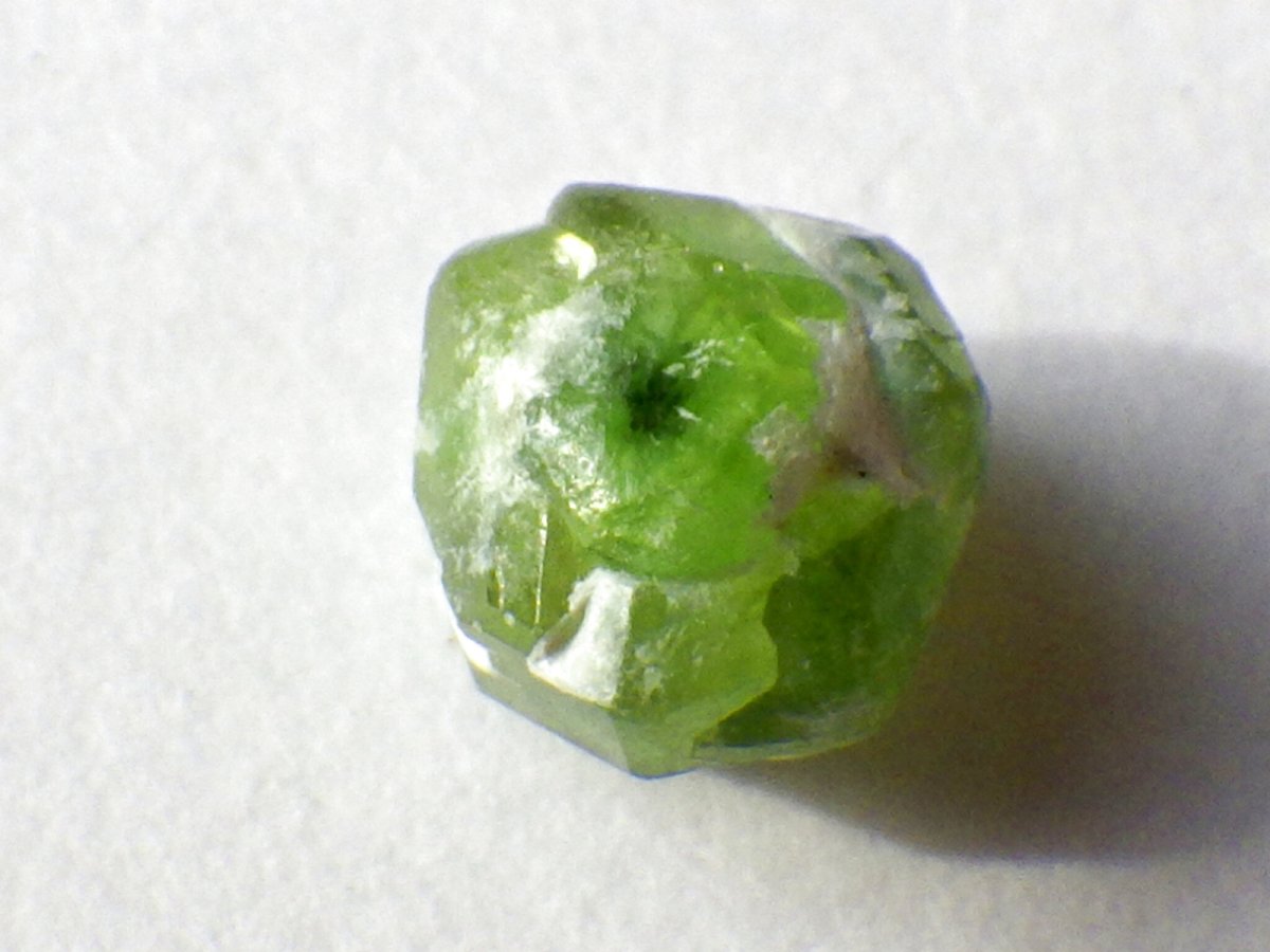 画像4: カナダ産デマントイドガーネットＡ (4)