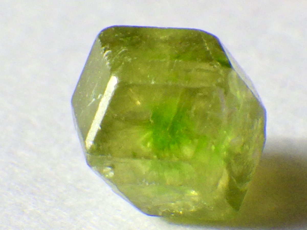 画像4: カナダ産デマントイドガーネットＦ (4)