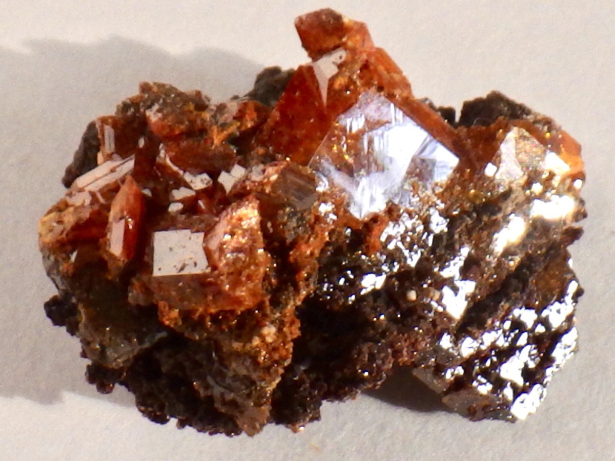 画像1: アリゾナ産ウルフェナイトＤ (1)