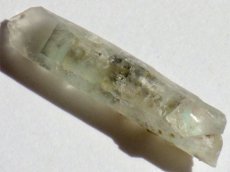 画像1: アホー石入り水晶ポイントＥ (1)
