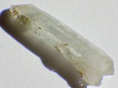画像1: アホー石入り水晶ポイントＢ (1)