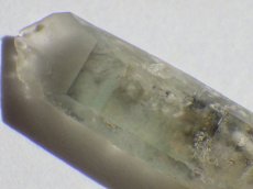 画像2: アホー石入り水晶ポイントＥ (2)