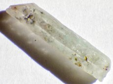 画像1: アホー石入り水晶ポイントＣ (1)