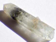 画像2: アホー石入り水晶ポイントＡ (2)