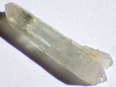 画像2: アホー石入り水晶ポイントＢ (2)